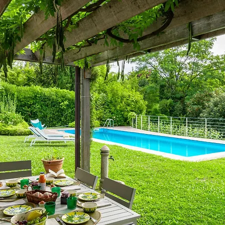 빌라 Ulivo By Interhome *